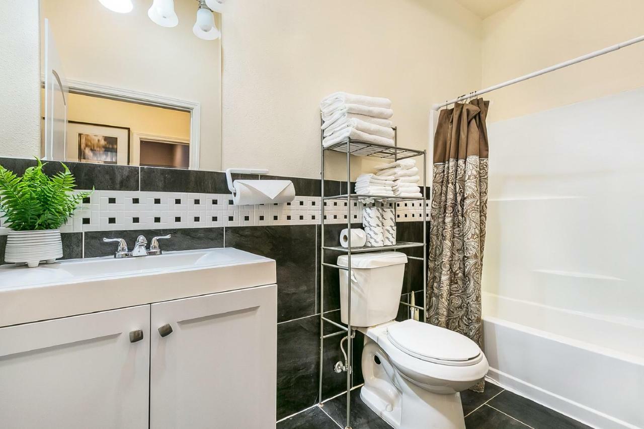 Spacious 3Br/2.5Bath Condo In Great Location Ню Орлиънс Екстериор снимка